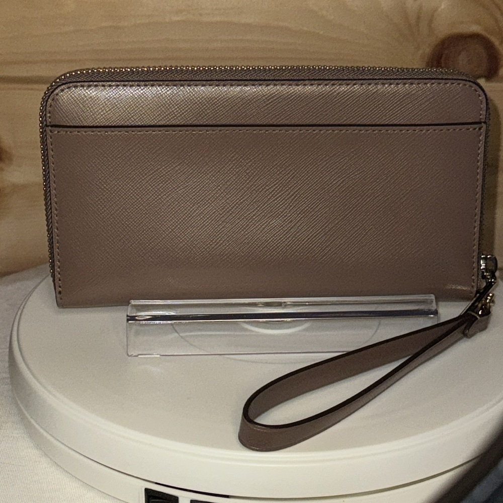 Kate Spade Large Flat Continental Wallet Staci - Dusk Cityscape NWT - Picture 9 of 13